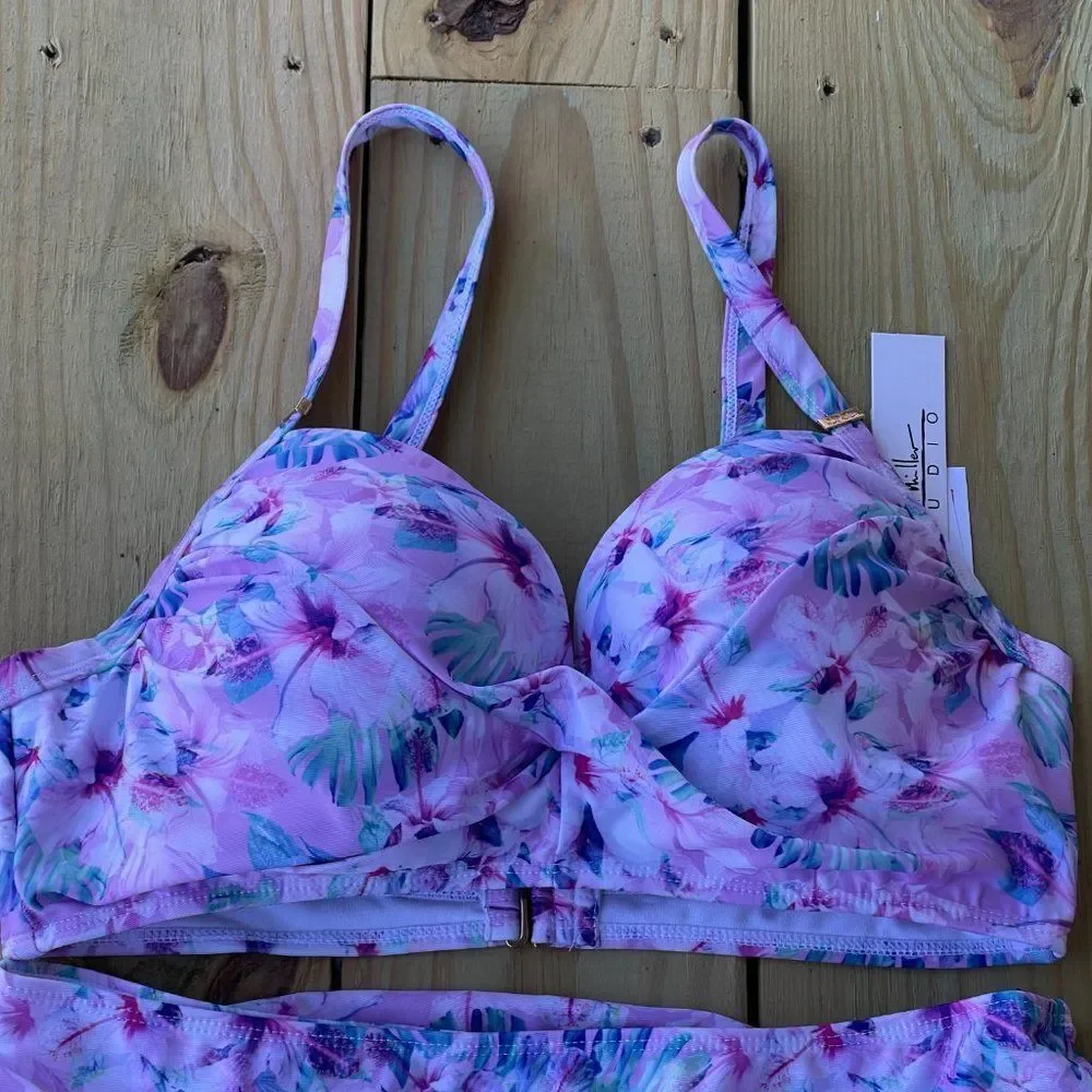 Nicole Miller Pink Floral Two-Piece Swim Set – Size Large (NWT)